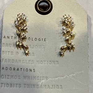 🌟 NWT! ANTHROPOLOGIE Rhinestone Flower Earrings